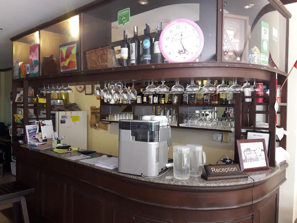 サザン フリード ライス ゲストハウス カタビーチ エクステリア 写真